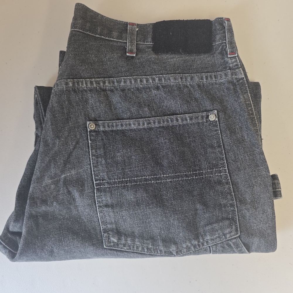 Guess Authentic Gray Denim Jeans - Picture 2 of 15